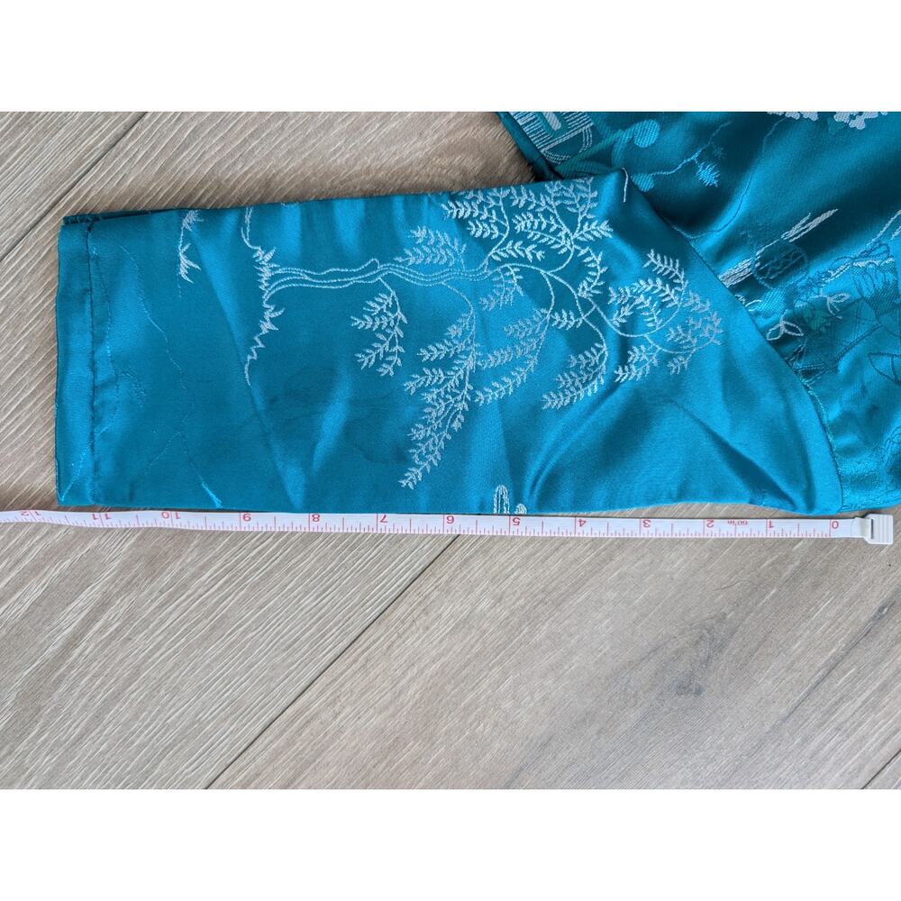 Ao Dai top features a traditional Turquoise Vietnamese pagoda Boys 4 - Picture 6 of 11